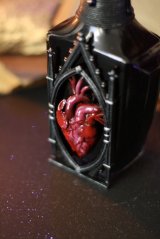 Temné srdce limitka