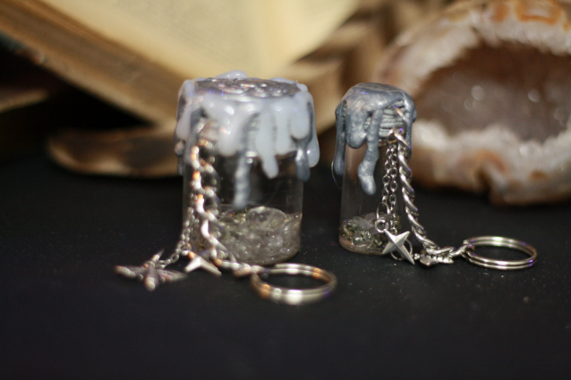 Minilektvar čirý křišťál pyrit malý