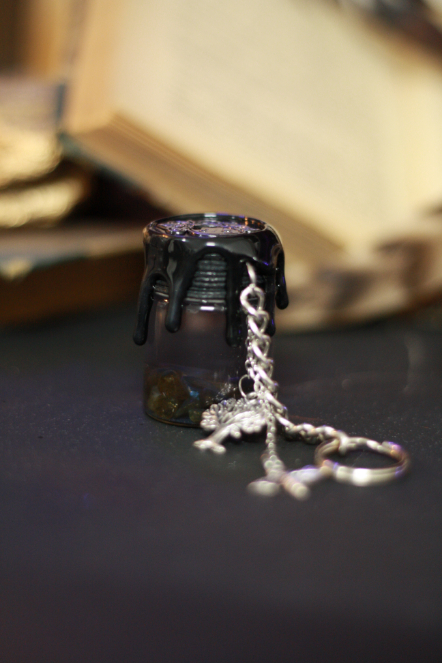 Minilektvar černý labradorit velký